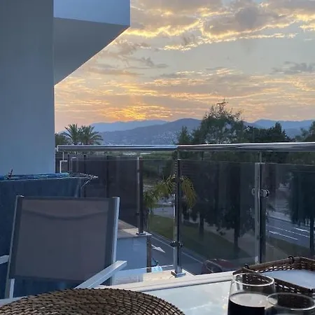 Playa Granada Experience Apartment